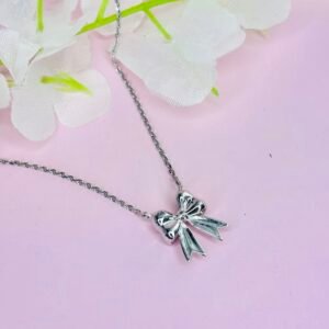 Bow Pendant Chain