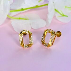 Emerald shape diamond Stud